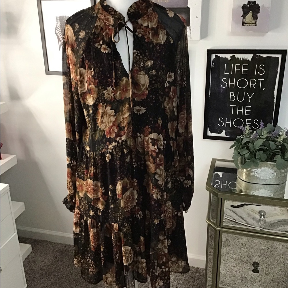 Ronni Nicole Black Floral Long Sleeve Dress